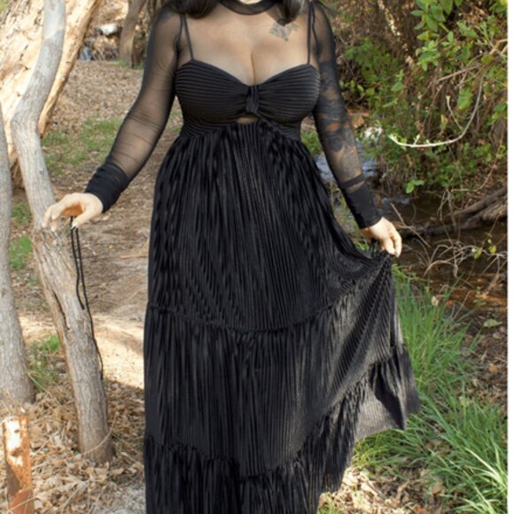 Blackmilk Liminality Ruched Sweetheart Dress - Picture 1 of 2